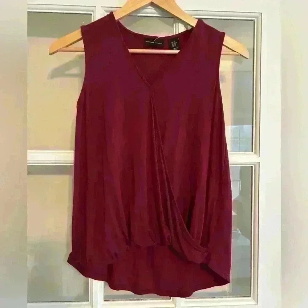 Adrienne Vittadini sleeveless top size XS